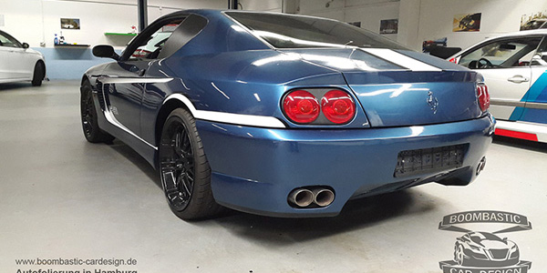 Ferrari Blau