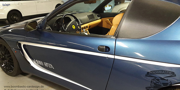 Ferrari Blau