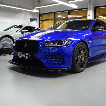 Jaguar Project 8 - Teilfolierung