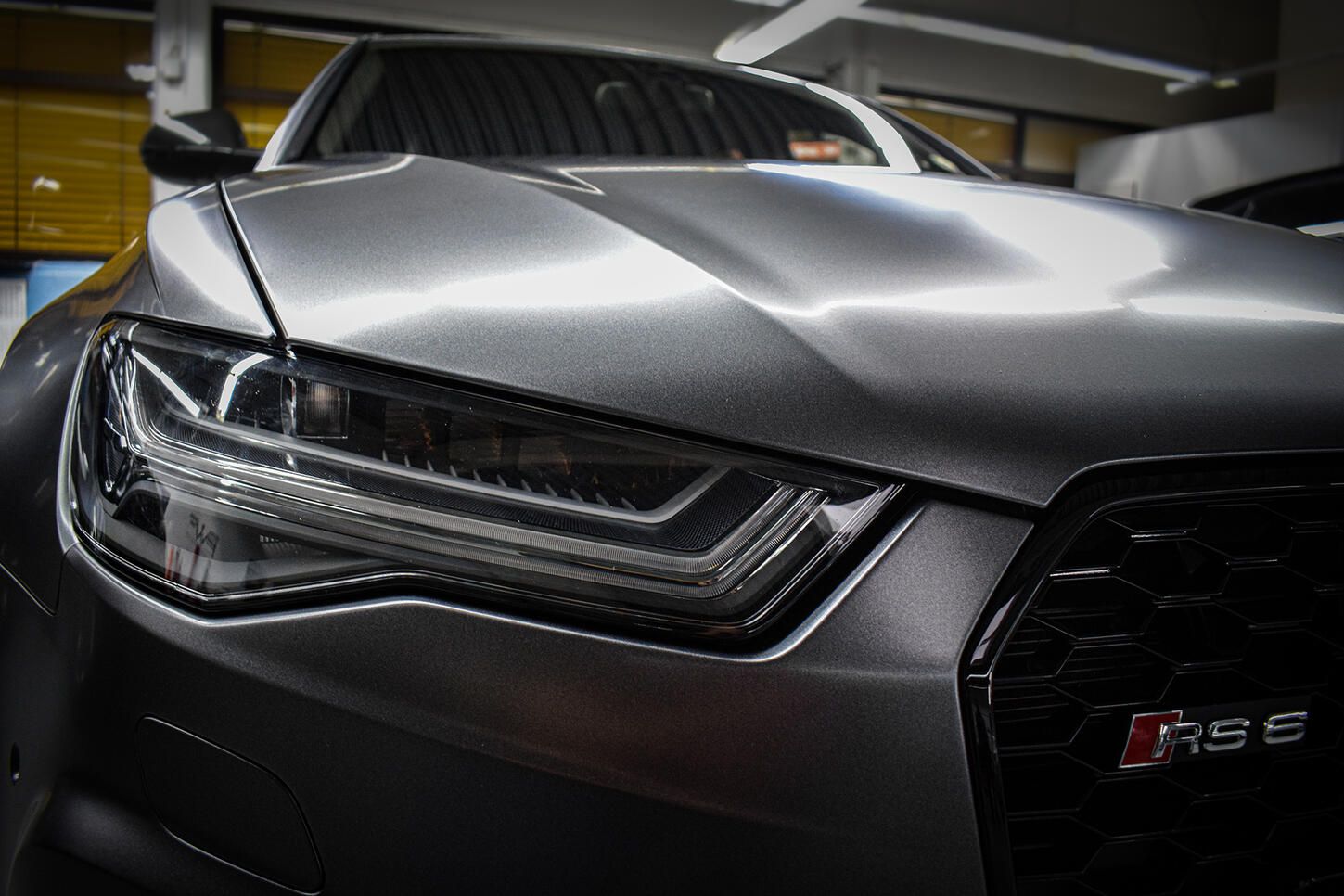 Audi RS6 Satin Dark Grey - Vollfolierung