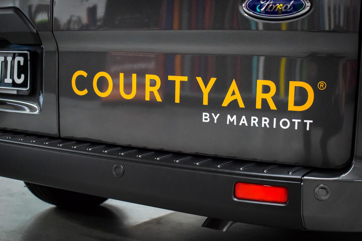 Marriott Hotel - Beschriftung