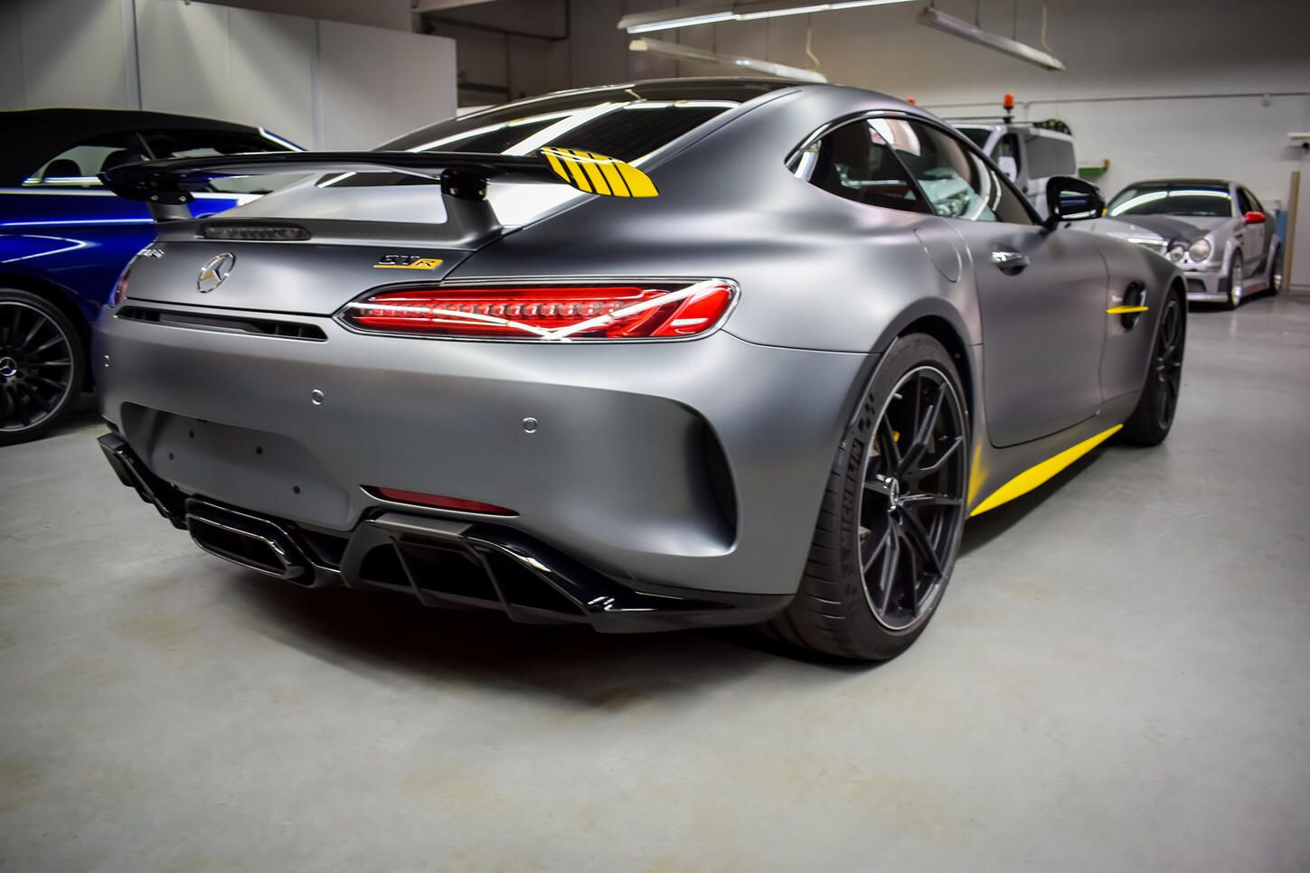 Mercedes mit getönter Scheibe