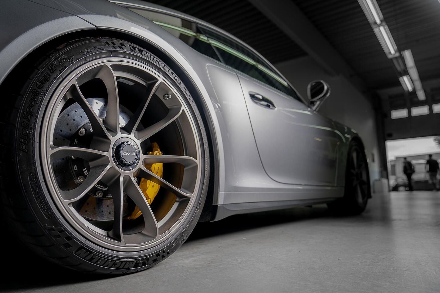 Silberner Porsche